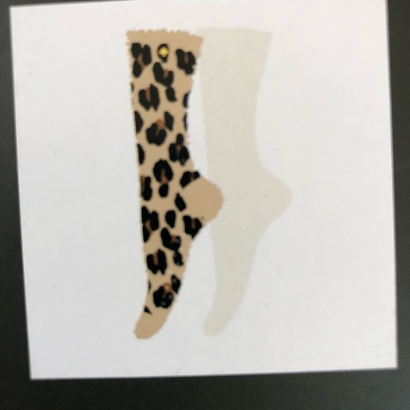 Kate Spade ♠️ Fuzzy Cozy Socks - Picture 2 of 2